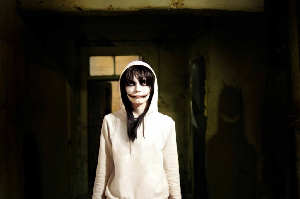 Creepy-Cosplay-15