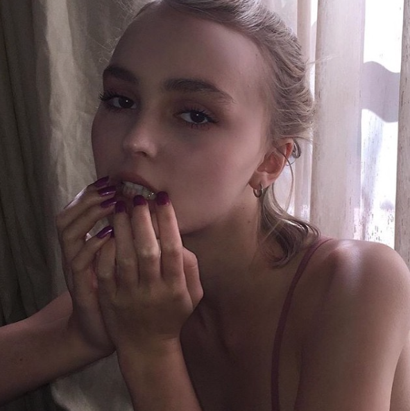 Lily-Rose-Depp-Coming-Out-5
