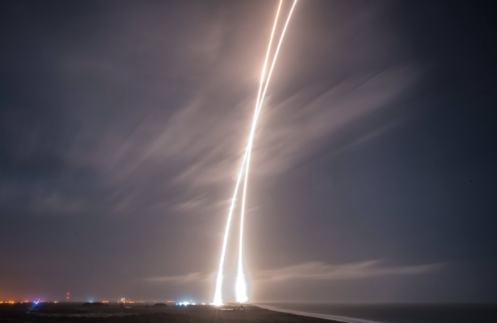 SpaceX-Elon-Musk-Fusee-4