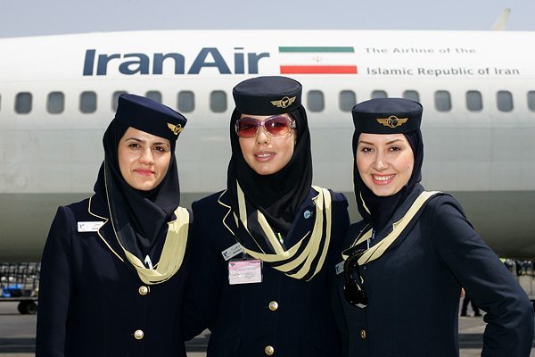 Air-France-Teheran-Paris-Iran-Hotesses-Voile-1