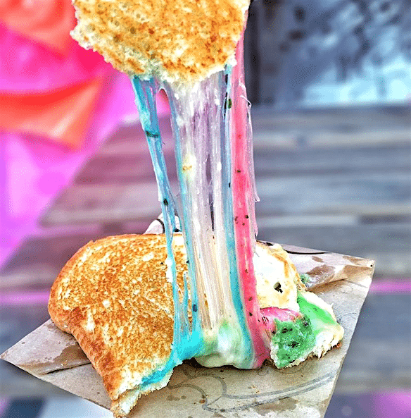 Rainbow-Grilled-Cheese-Sandwich-Arc-Ciel-1