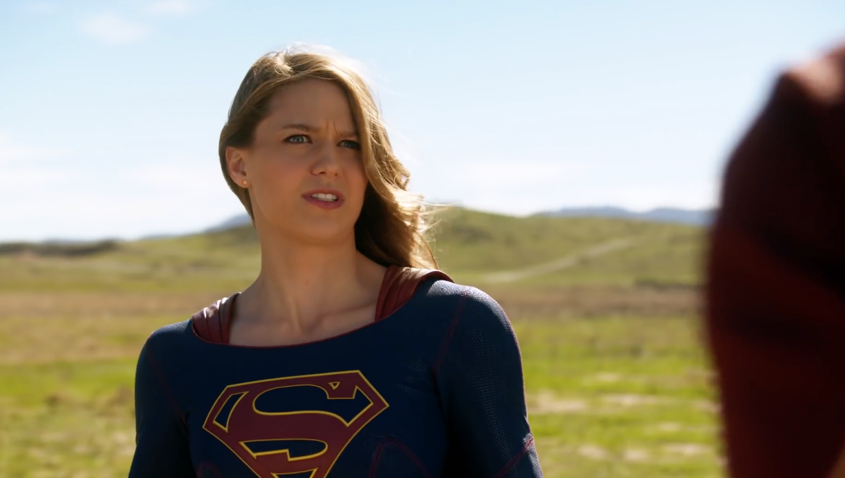 Supergirl-Flash-Arrow-Legend-Trailer-4